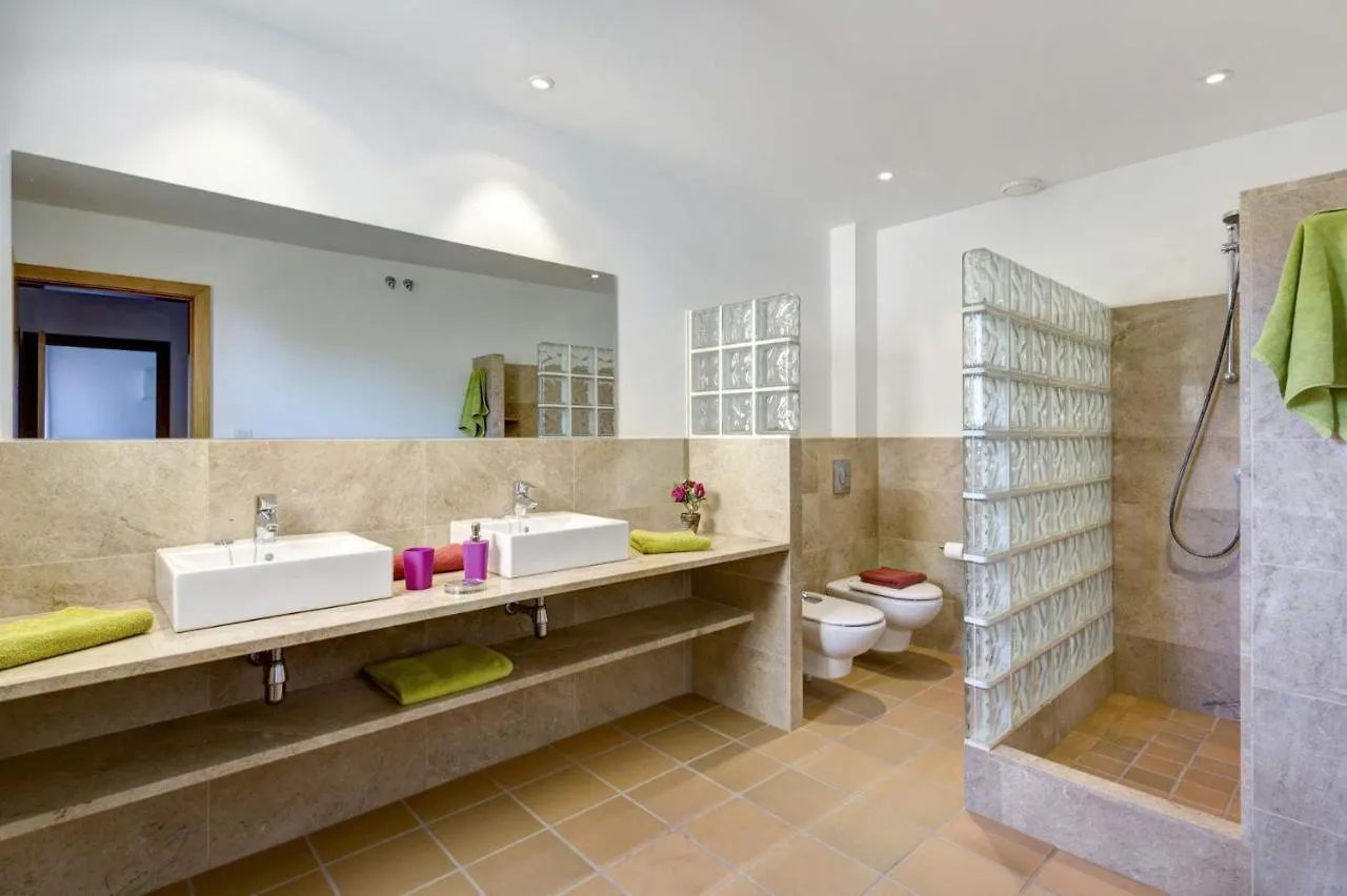 Julietta 4 Bedroom Villa, Cala Galdana Cala Galdana  Villa Cala Galdana (Menorca)